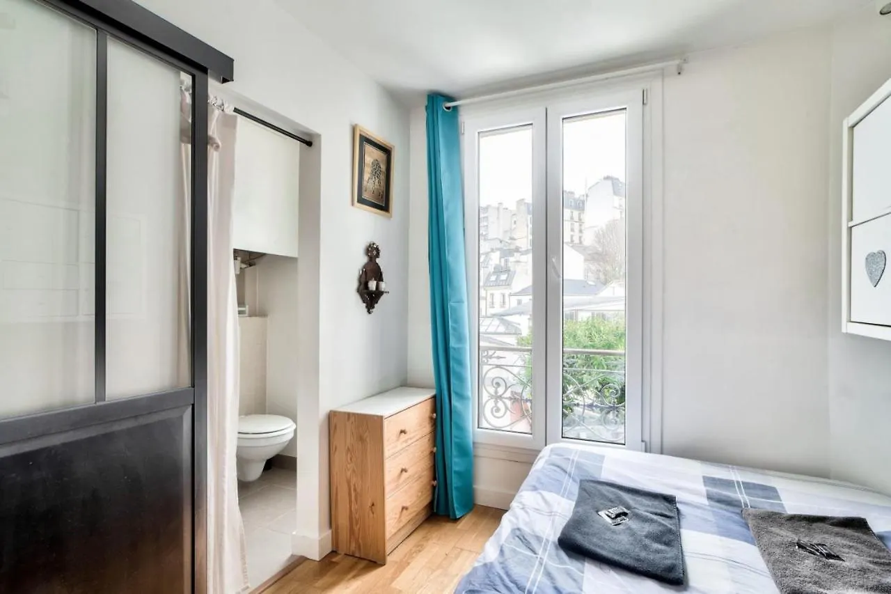 Charming Apartment For 2 In The Heart Of The 20Th Arrondissement Paris